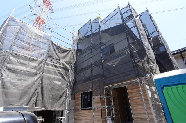 川越市今成４丁目　新築戸建　駐車3台の外観