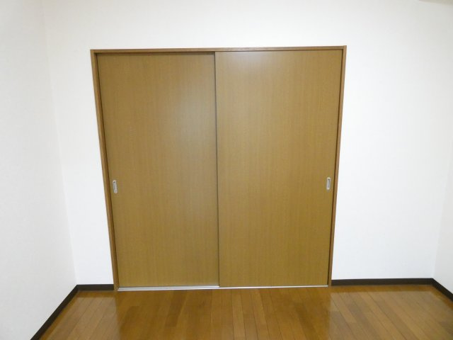 セノンハイツの収納