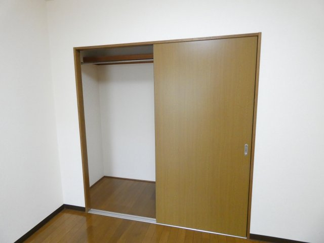 セノンハイツの収納