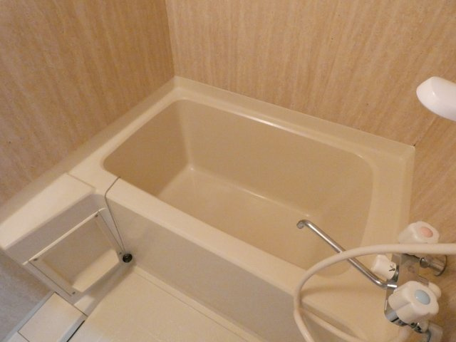 セノンハイツの浴室