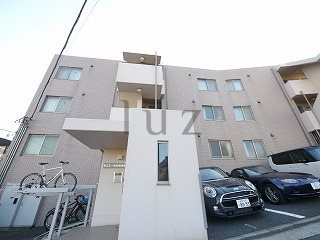 ルミエール妙蓮寺Ⅱの外観