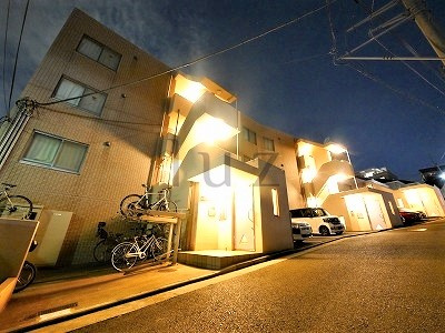 ルミエール妙蓮寺Ⅱの外観