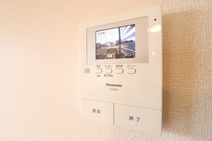 メゾンドール三笠のセキュリティ|モニター付インターホン