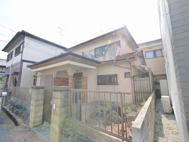天理市柳本町戸建の外観