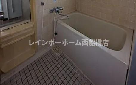 スタンザの浴室