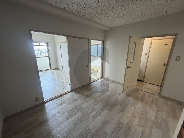 メゾン長田の洋室