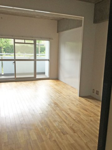 大阪市港区築港２丁目の賃貸マンションの居間・リビング