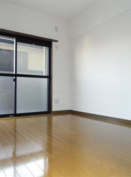 エアーシャトー六田のその他
