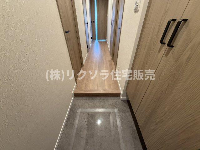 ヒューマンズパーク守口の内装|玄関内部
■物件内覧・資金計画相談・住宅ローン相談、リフォーム相談、お問合せ受付中■
※当日・翌日のご内覧、ご相談はお電話でのお問合せがスムーズです！
