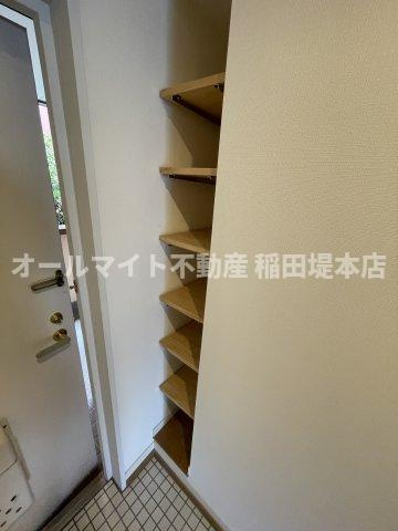 旧ピアライフ久地 の収納