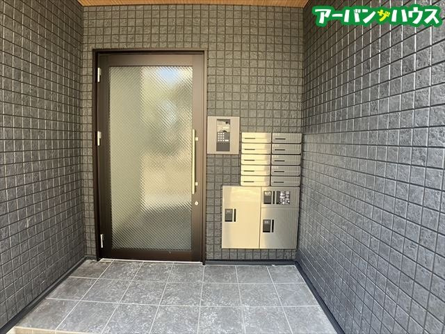 REGALE SOUTHのエントランス
