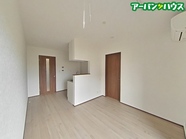 REGALE SOUTHの居間・リビング