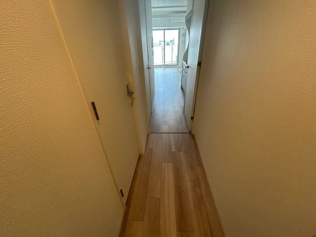 セレニテ難波ミラク参番館の玄関