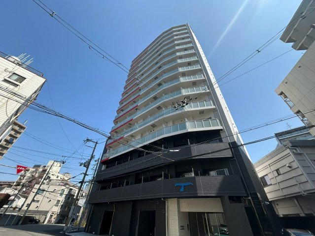セレニテ難波ミラク参番館の外観