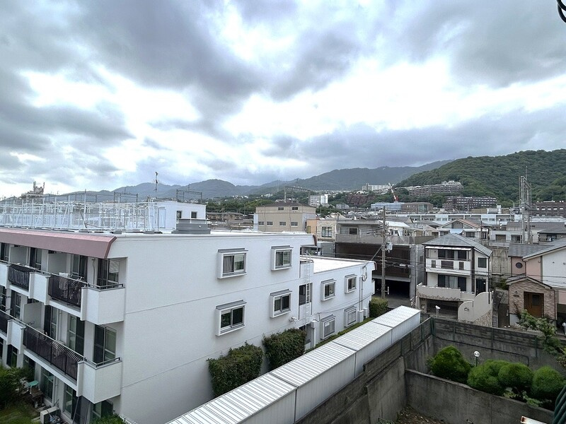 岡本センチュリーマンションの展望