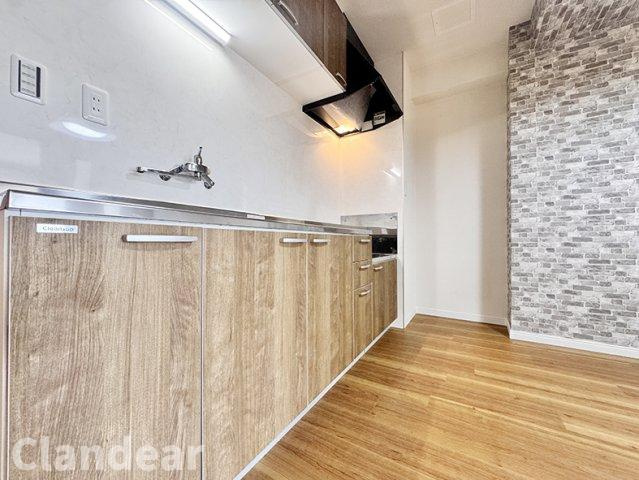 マンションニュー松戸のキッチン|ドキドキの新生活も、安心してスタート。ぴったりの住まいを見つけませんか？クランディアが一緒に住まい選びをサポートします‼　まずは、お気軽にお問合せください　＃クランディア
