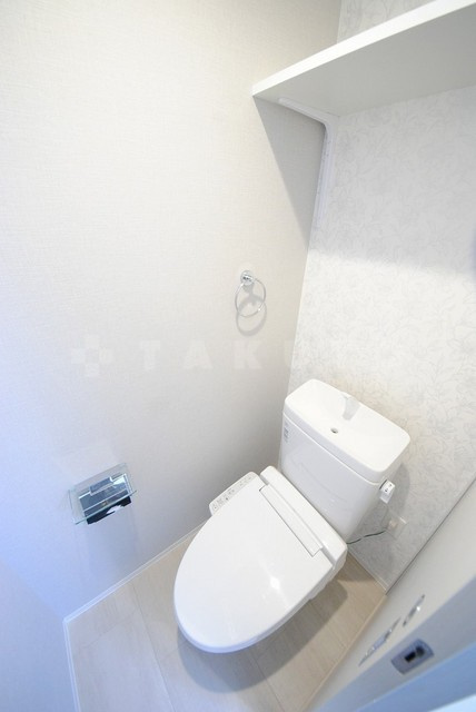 ウエンズ大阪城北のトイレ|ウォシュレット付トイレです・引き戸なのも好印象です＾＾