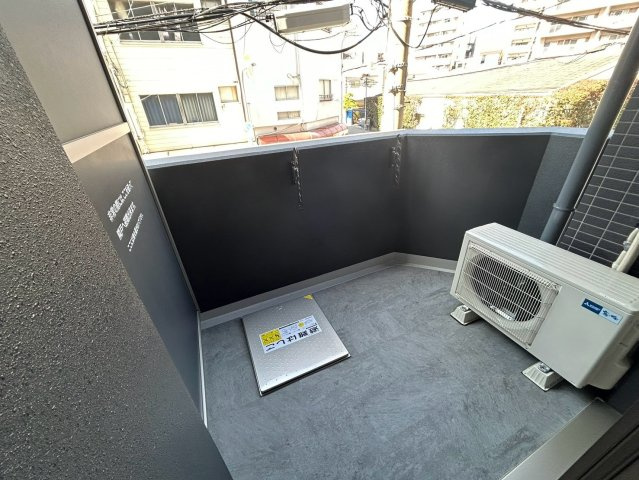 セレニテ難波ミラク参番館のバルコニー