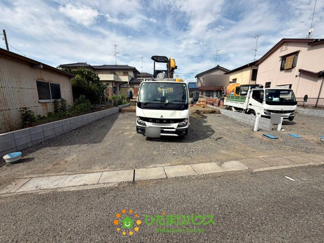 羽生市西４期　新築一戸建て　01　グラファーレの駐車場|2026/7/26　撮影