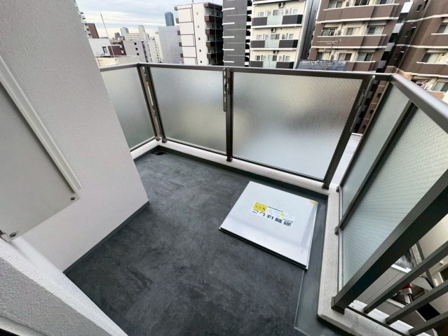 セレニテ難波ミラク弐番館のバルコニー