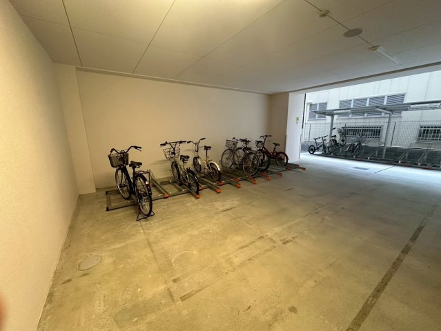 セレニテ難波ミラク弐番館のロビー