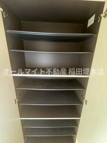 世田谷区喜多見４丁目のアパートの収納