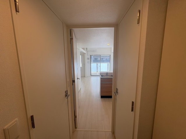 セレニテ難波ミラク弐番館の玄関