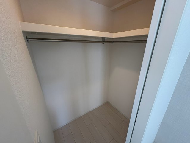 セレニテ難波ミラク弐番館の収納
