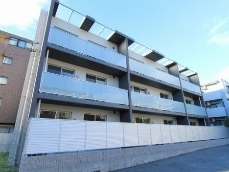 ＩＮＶＩＬＬＡＧＥの外観