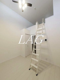 【居間・リビング】 | リーヴェルポート四つ木アクシス | 洋室のお部屋です。