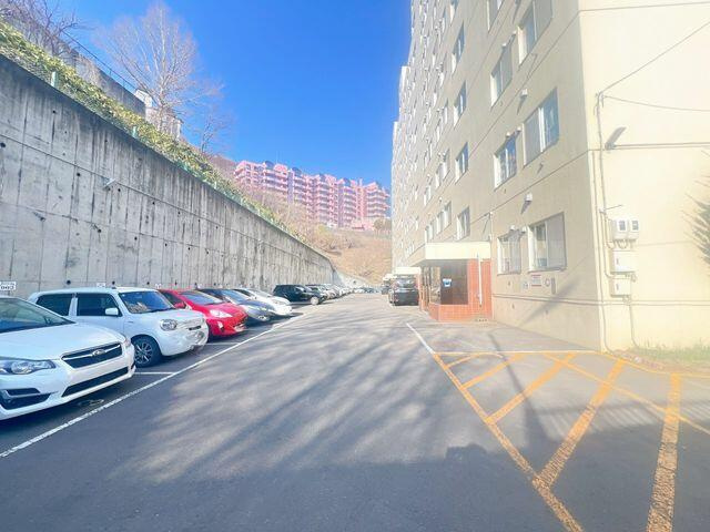 ルーベデンス藻岩のその他|【駐車場】
