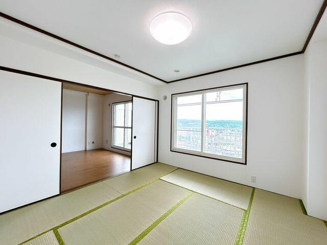 ルーベデンス藻岩の和室|【和室７．０帖】別角度