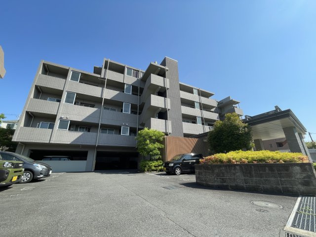 川崎市麻生区王禅寺西１丁目の賃貸マンション
