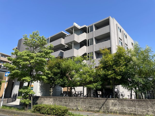 川崎市麻生区王禅寺西１丁目の賃貸マンションの外観