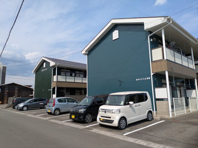 タナカハウスⅡの外観|落ち着いた雰囲気の外観です
