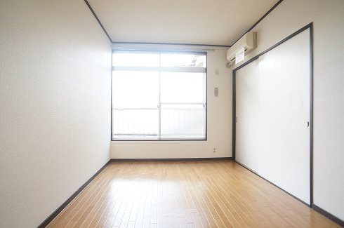 グリーンコーポラスの外観