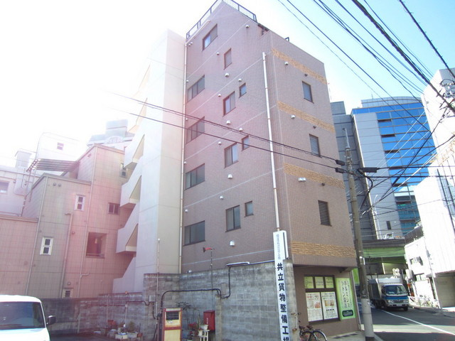 フジマツ第３ビルの外観|陽のしっかりと当る建物♪