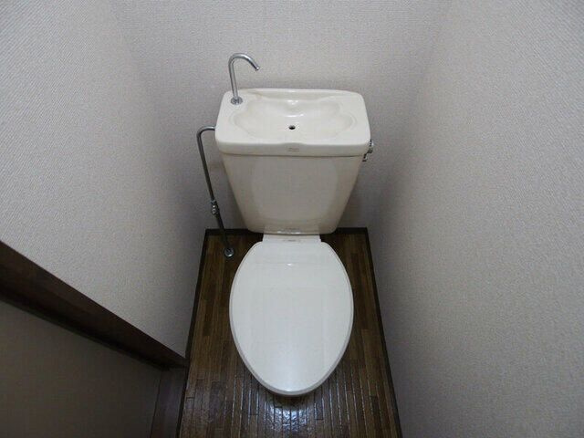 シャトルのトイレ