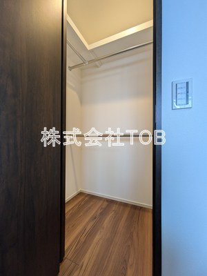 【収納】 | パレステージ杉並松庵 | 6.1帖ウォークインクローゼット
