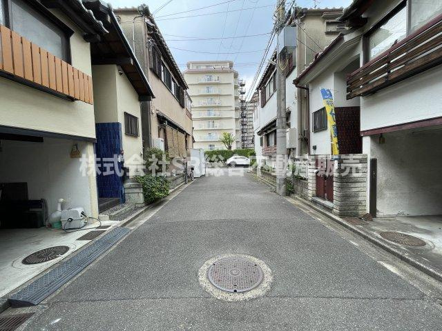 西岩田4丁目中古戸建の前面道路含む現地写真|前面道路含む現地写真です