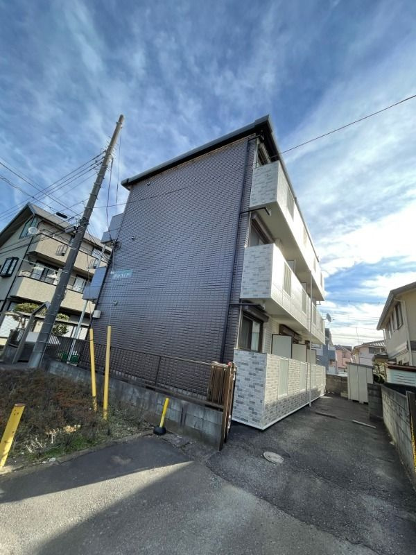 移山ハイツ