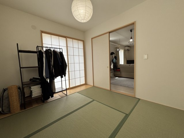山崎中古戸建　令和4年築の和室|1F　5.25帖　和室