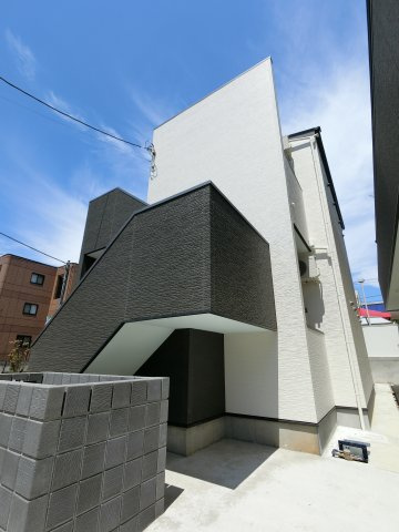 BLOOMの画像
