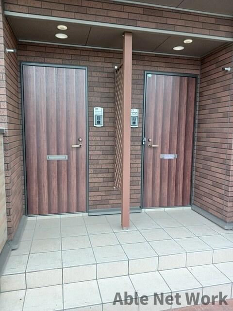 コンフォルターブル鹿嶋Ⅱのエントランス