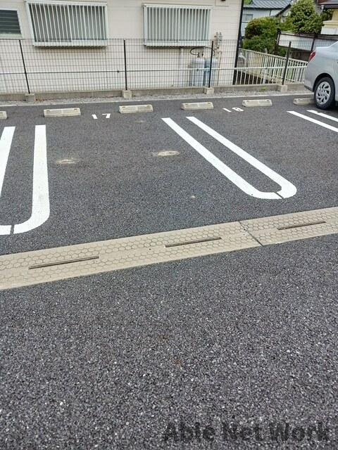コンフォルターブル鹿嶋Ⅱの駐車場