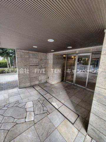 パークハビオ新橋のエントランス