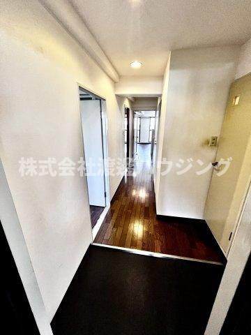 フリーディオ門真Ⅱの玄関