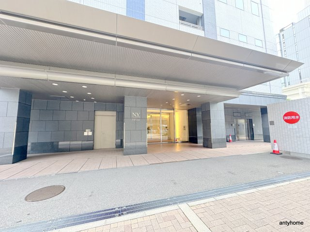 ディーグラフォート大阪NYタワーHIGOBASI　仲介手数料無料のエントランス