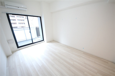 【洋室】 | S-RESIDENCE阿波座WEST