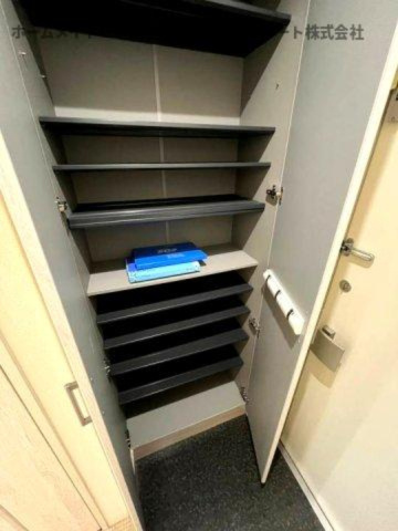 【玄関】 | ※イメージ　反転タイプのお部屋の写真